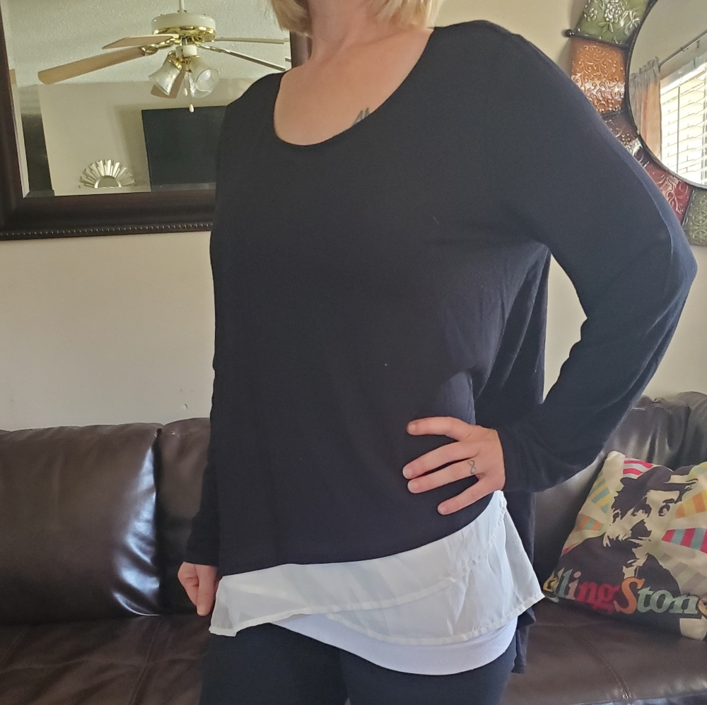 Cute black top with white lace peak a boo